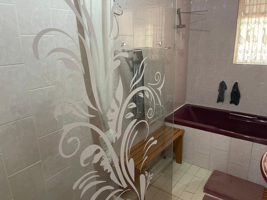 3 Bedroom Property for Sale in Naudeville Free State